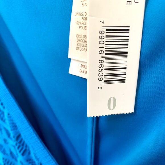 GORGEOUS DRESS - Picture 6 of 8